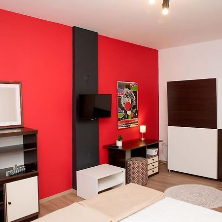 Apartman Isabella Apartment ดารูวาร์ ภายนอก รูปภาพ